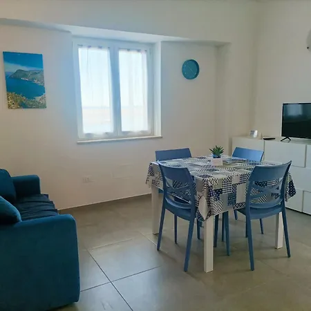 La Perla Del Mare Apartman *